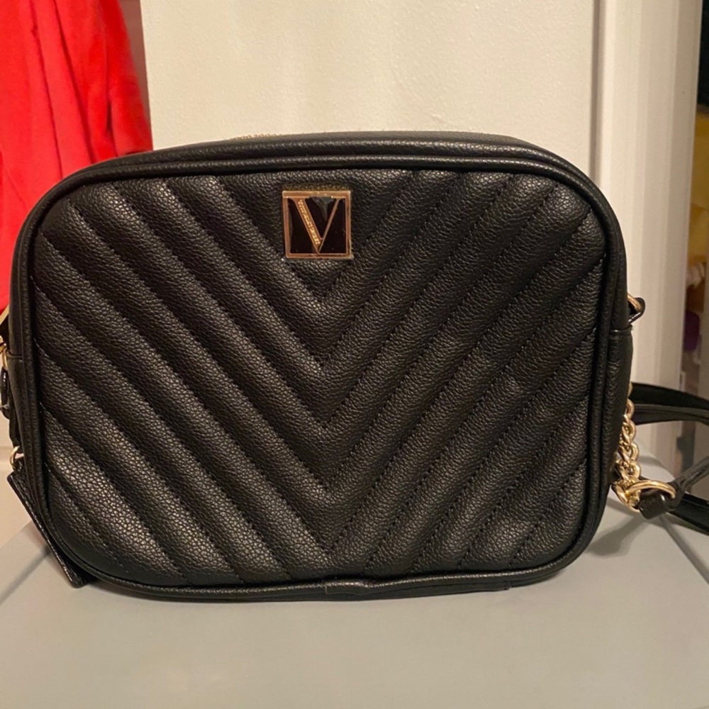 Victoria’s Secret crossbody
